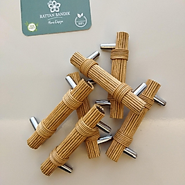 64 mm Açık Meşe Rattan Dolap & Çekmece Kulpu