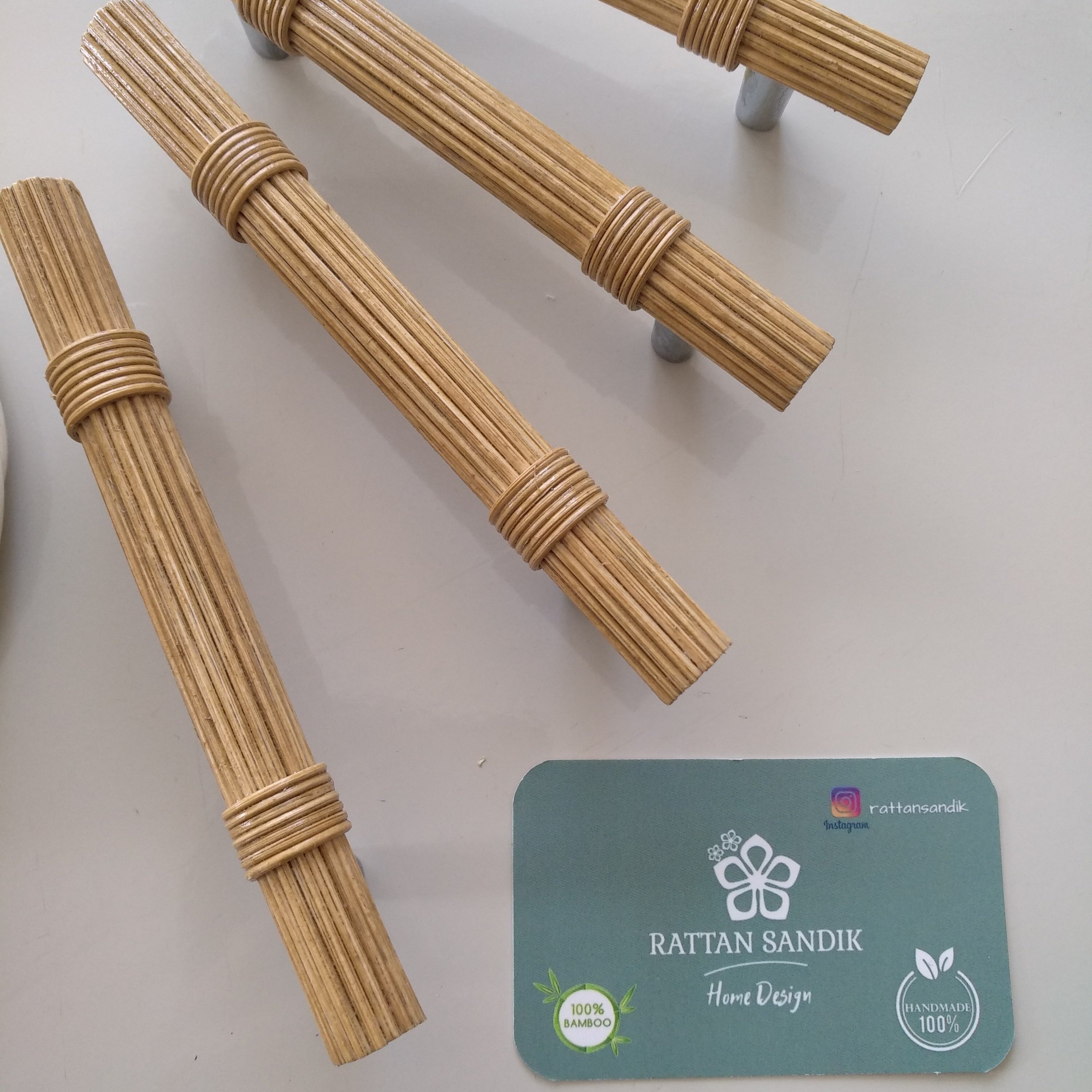 128 mm Açık Meşe Rattan Kulp