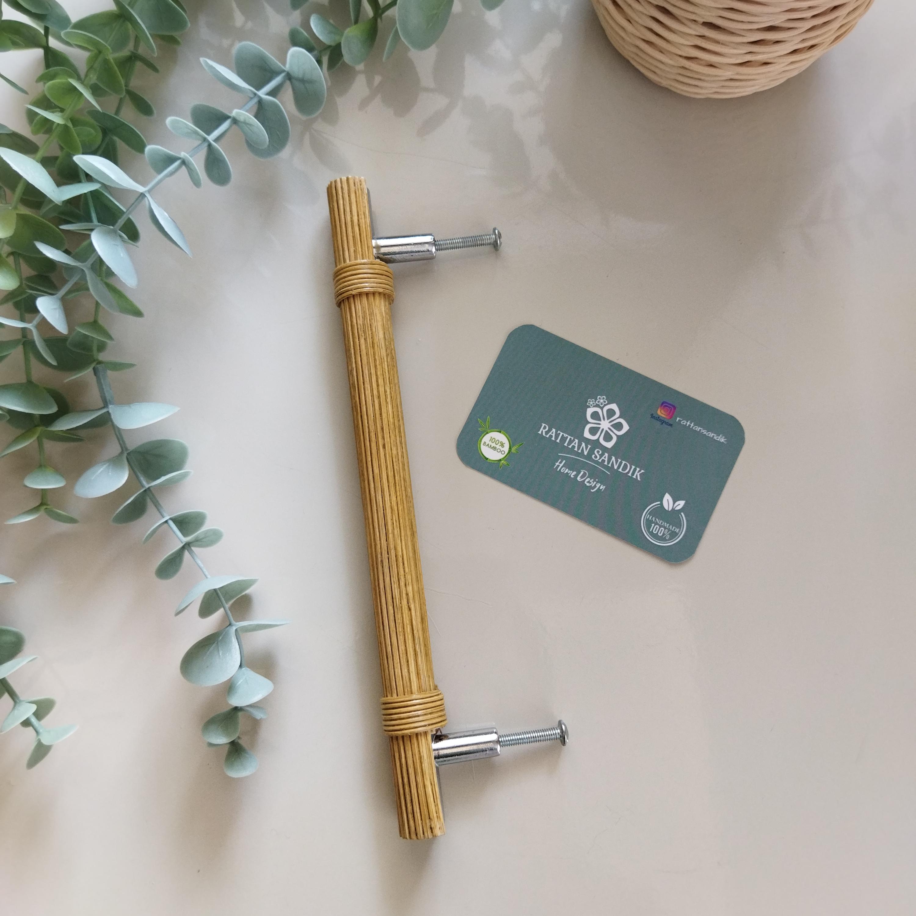 160 mm Açık Meşe Rattan Kulp